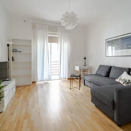 Apartamento Modern & Central Apt - W/ Balcony *